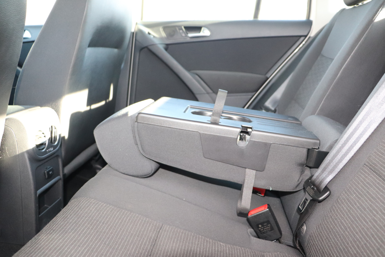 Volkswagen Tiguan S 2013