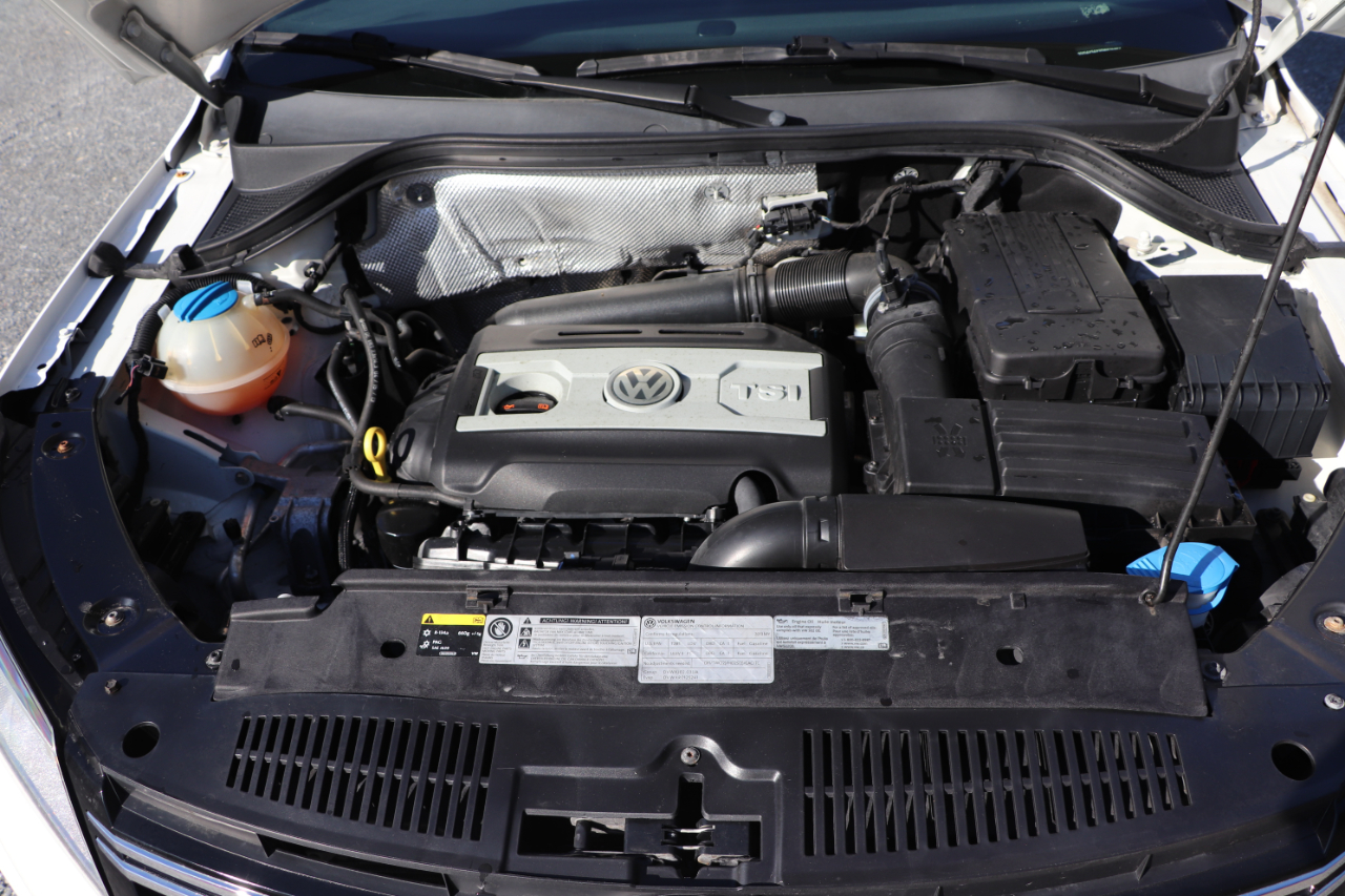 Volkswagen Tiguan S 2013