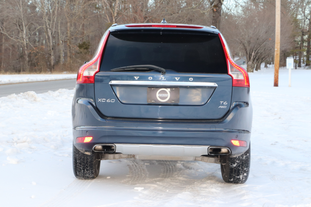 Volvo XC60 T6 4D SUV AWD 2015
