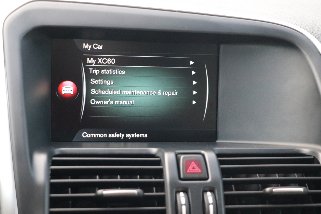 Volvo XC60 T6 4D SUV AWD 2015