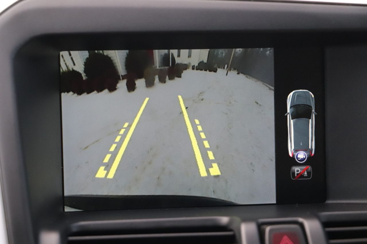 Volvo XC60 T6 4D SUV AWD 2015