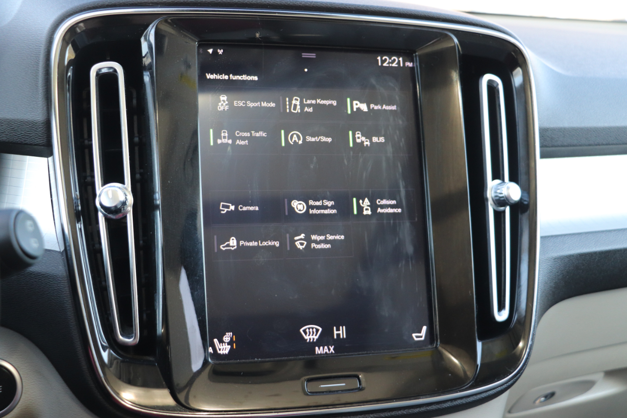 Volvo XC40 T4 Momentum 2020