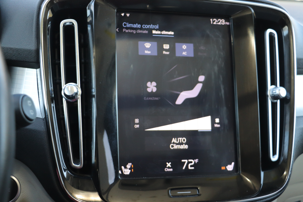 Volvo XC40 T4 Momentum 2020