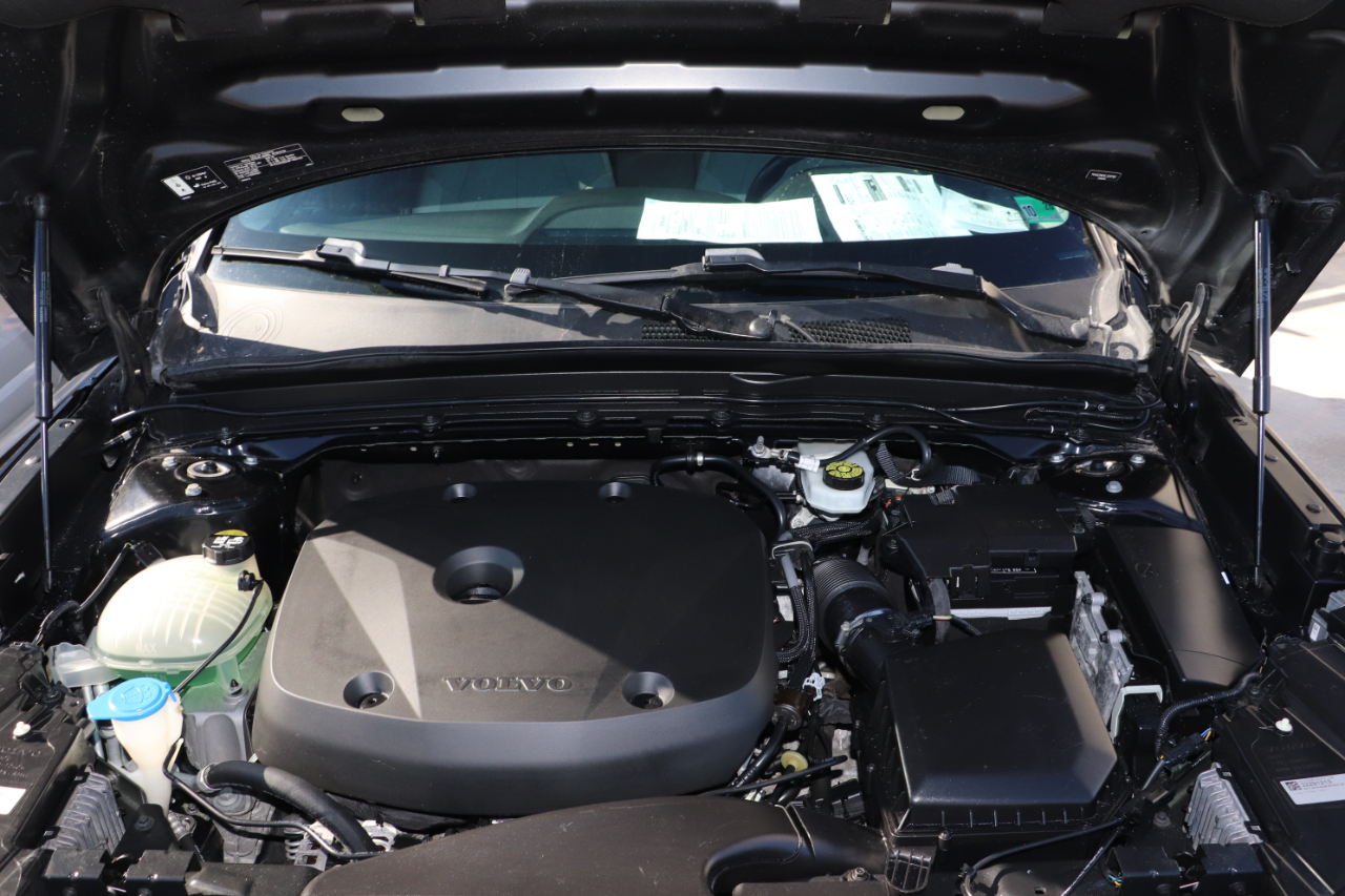 Volvo XC40 T4 Momentum 2020