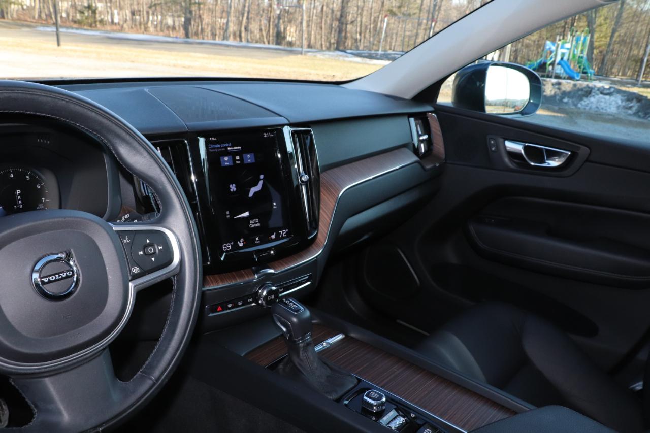 Volvo XC60 T5 AWD Momentum 2021