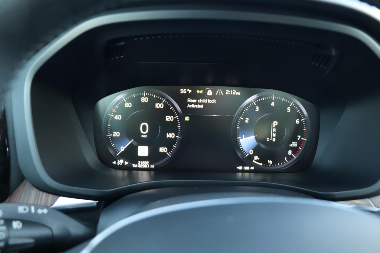 Volvo XC60 T5 AWD Momentum 2021