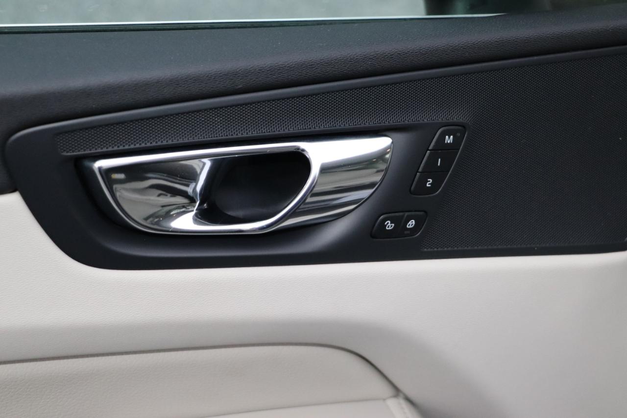 Volvo XC60 T5 FWD Momentum 2020