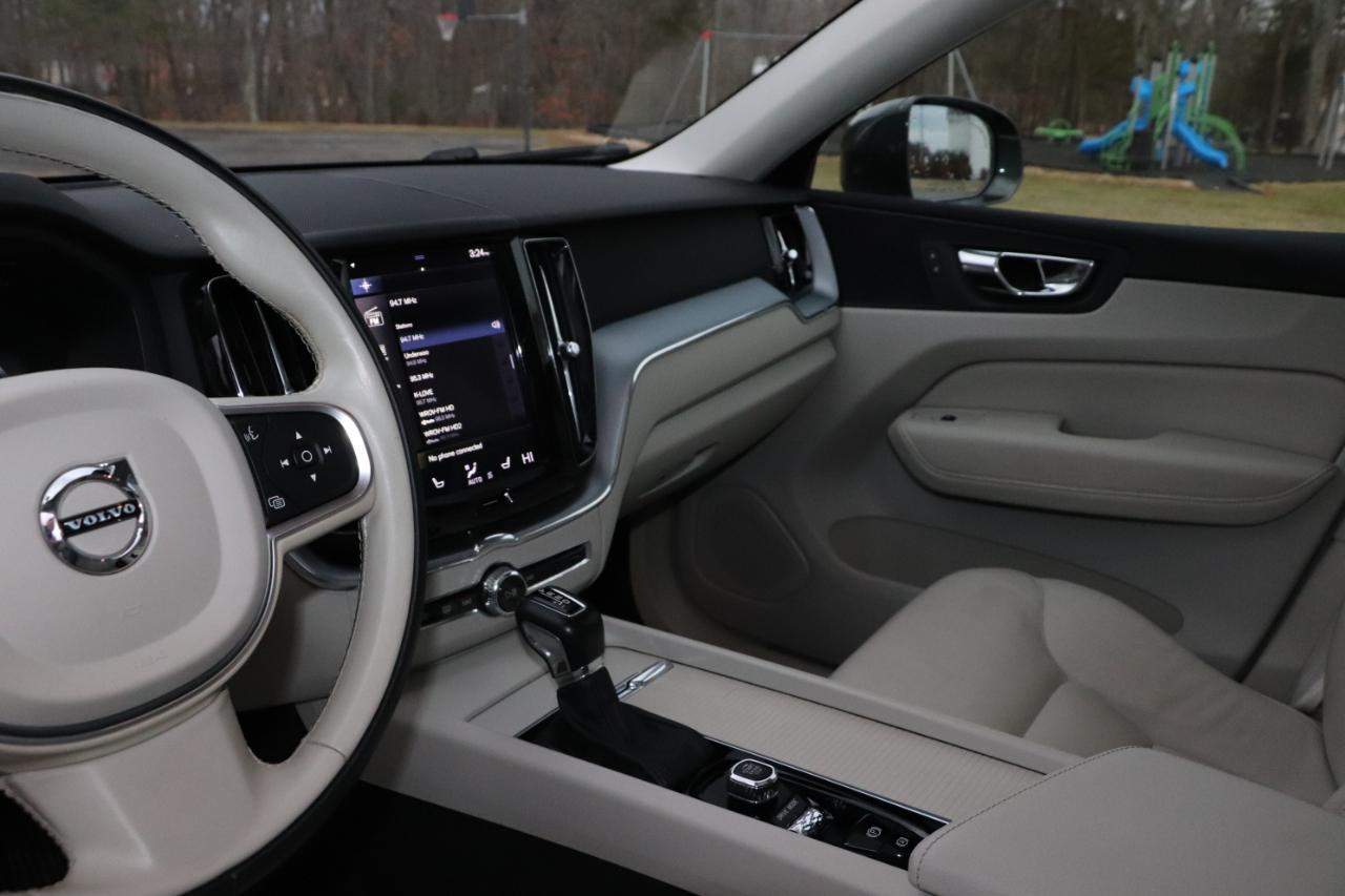 Volvo XC60 T5 FWD Momentum 2020