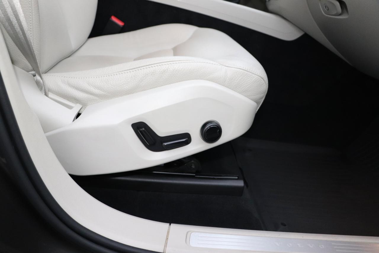 Volvo XC60 T5 FWD Momentum 2020