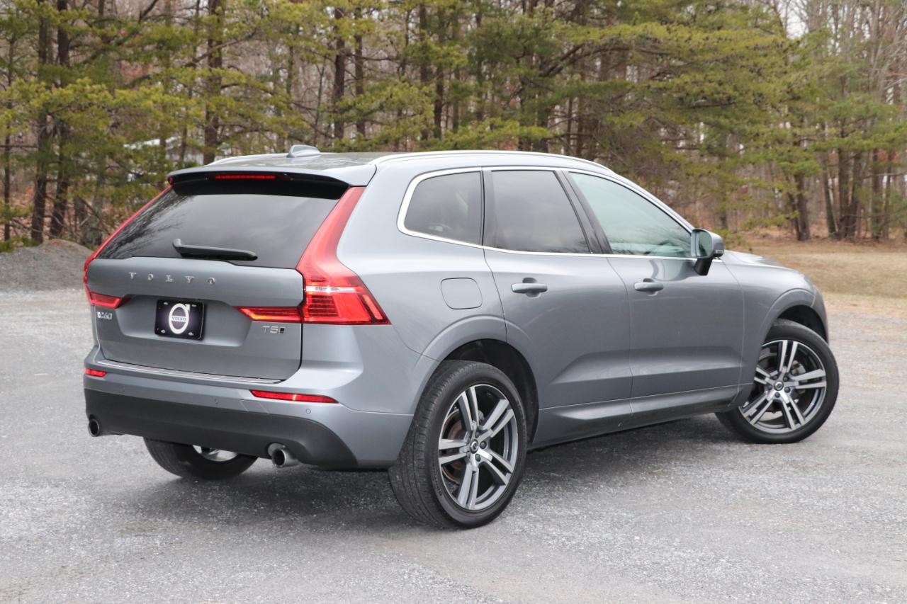 Volvo XC60 T5 AWD Momentum 2021