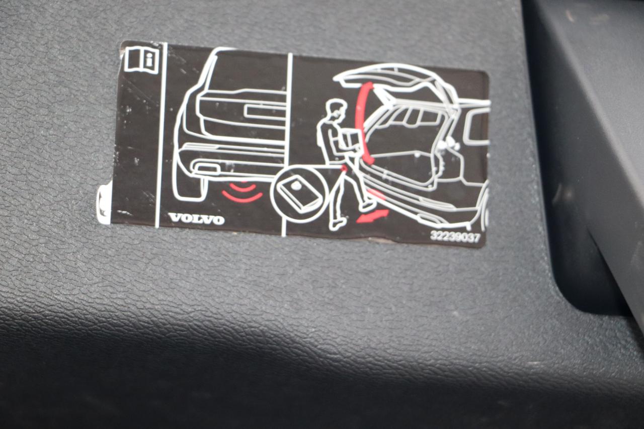 Volvo XC60 T5 AWD Momentum 2021