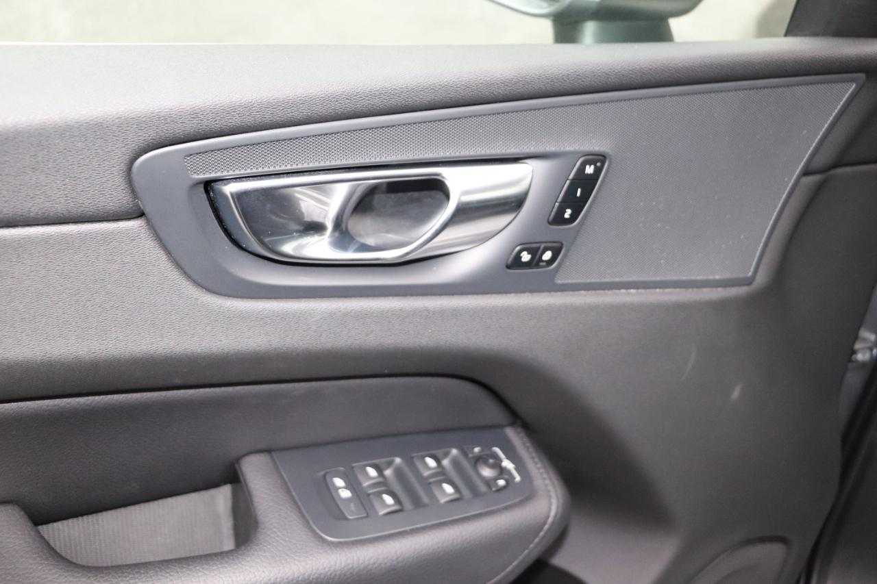 Volvo XC60 T5 AWD Momentum 2021