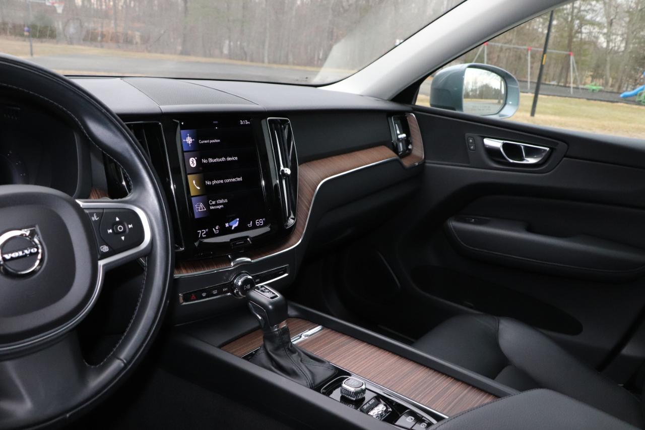 Volvo XC60 T5 AWD Momentum 2021