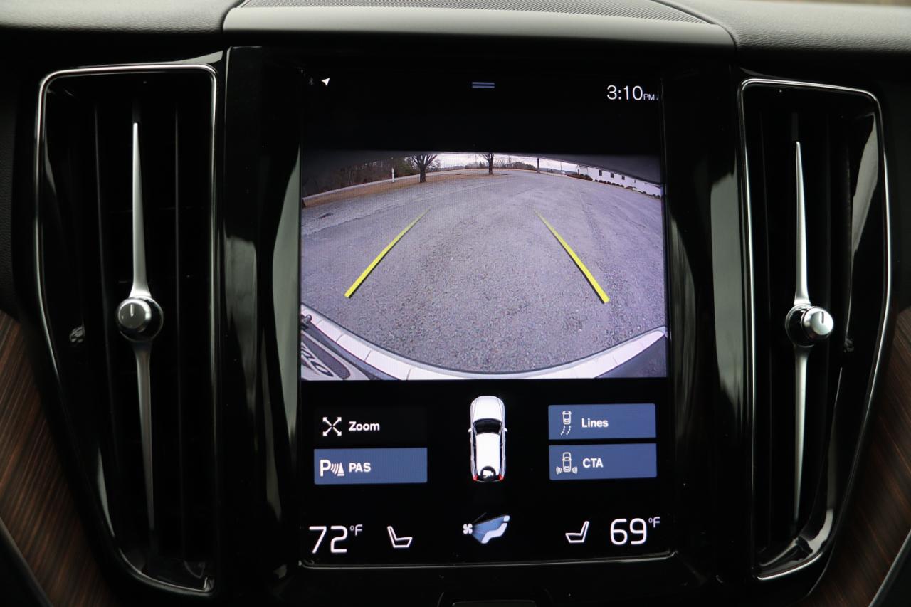 Volvo XC60 T5 AWD Momentum 2021