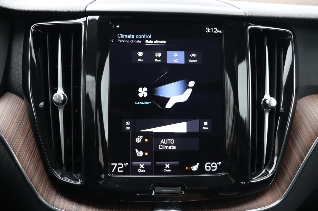 Volvo XC60 T5 AWD Momentum 2021