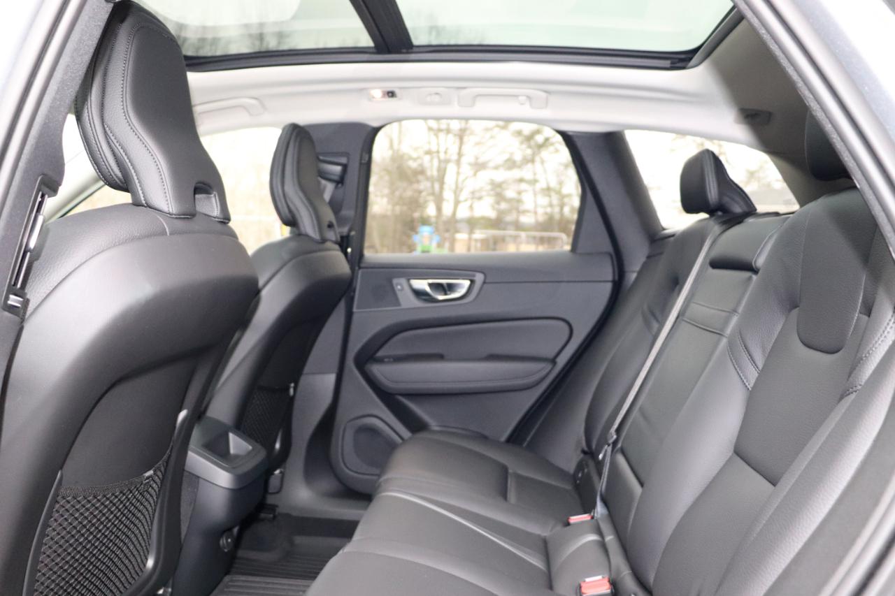 Volvo XC60 T5 AWD Momentum 2021