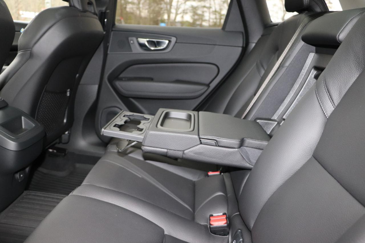 Volvo XC60 T5 AWD Momentum 2021