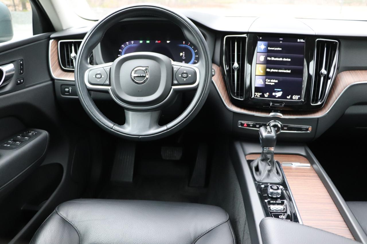 Volvo XC60 T5 AWD Momentum 2021