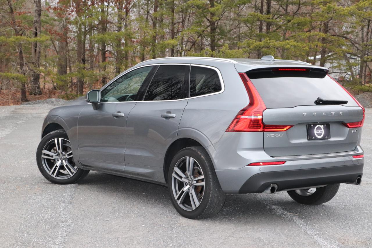 Volvo XC60 T5 AWD Momentum 2021