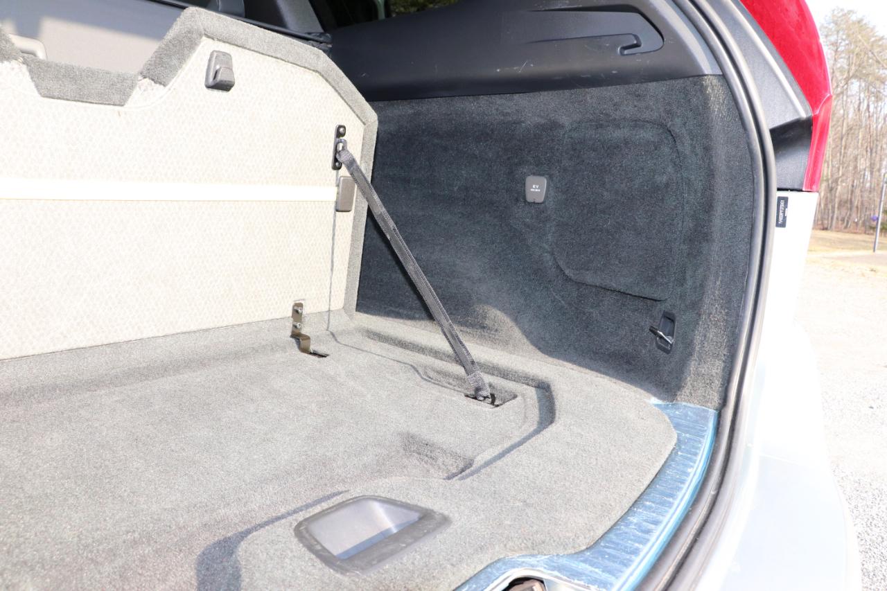 Volvo XC60 2015.5 AWD 4dr T6 R-Design 2015