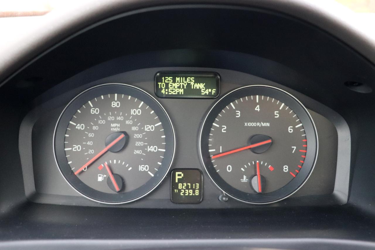 Volvo S40 4dr Sdn 2.4L FWD 2009