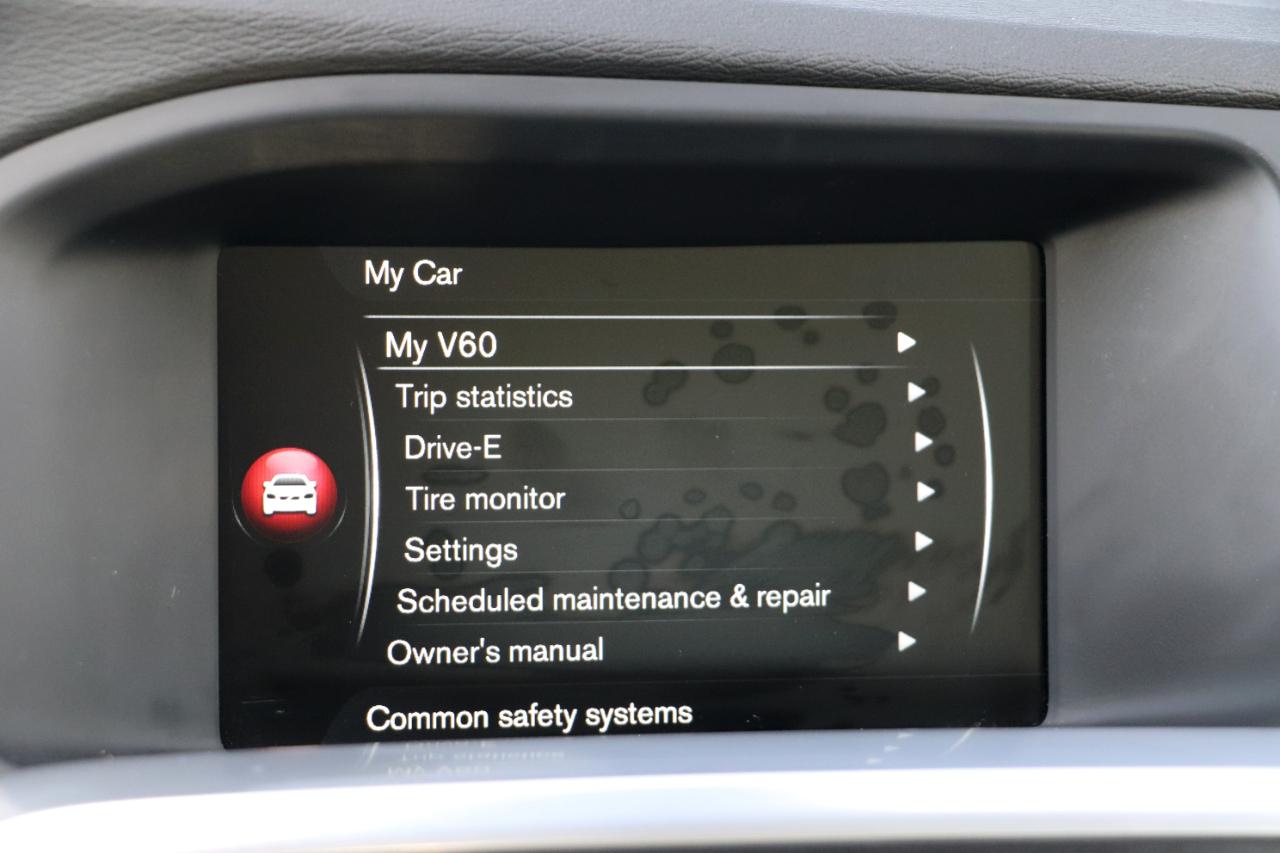 Volvo V60 2015.5 4dr Wgn T5 Drive-E Platinum FWD 2015