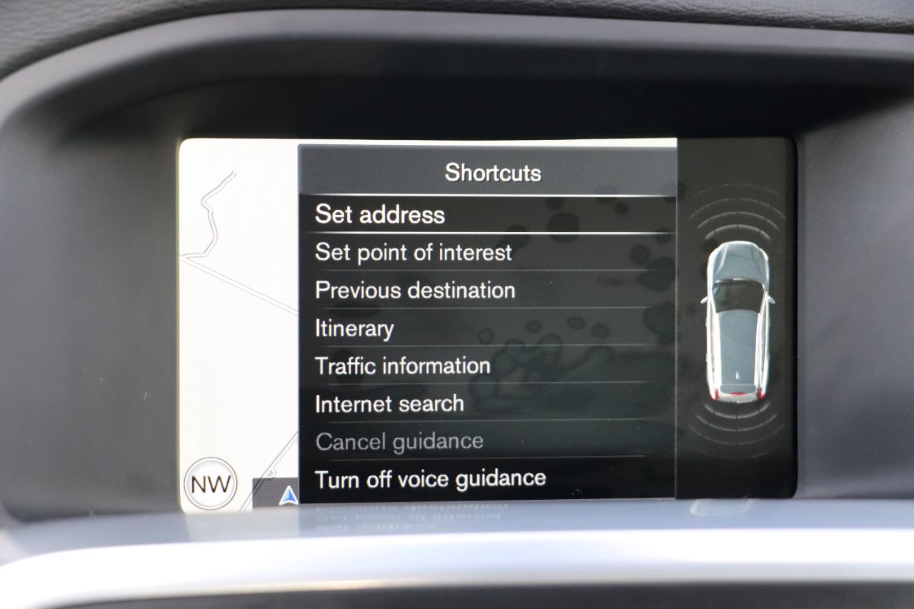 Volvo V60 2015.5 4dr Wgn T5 Drive-E Platinum FWD 2015