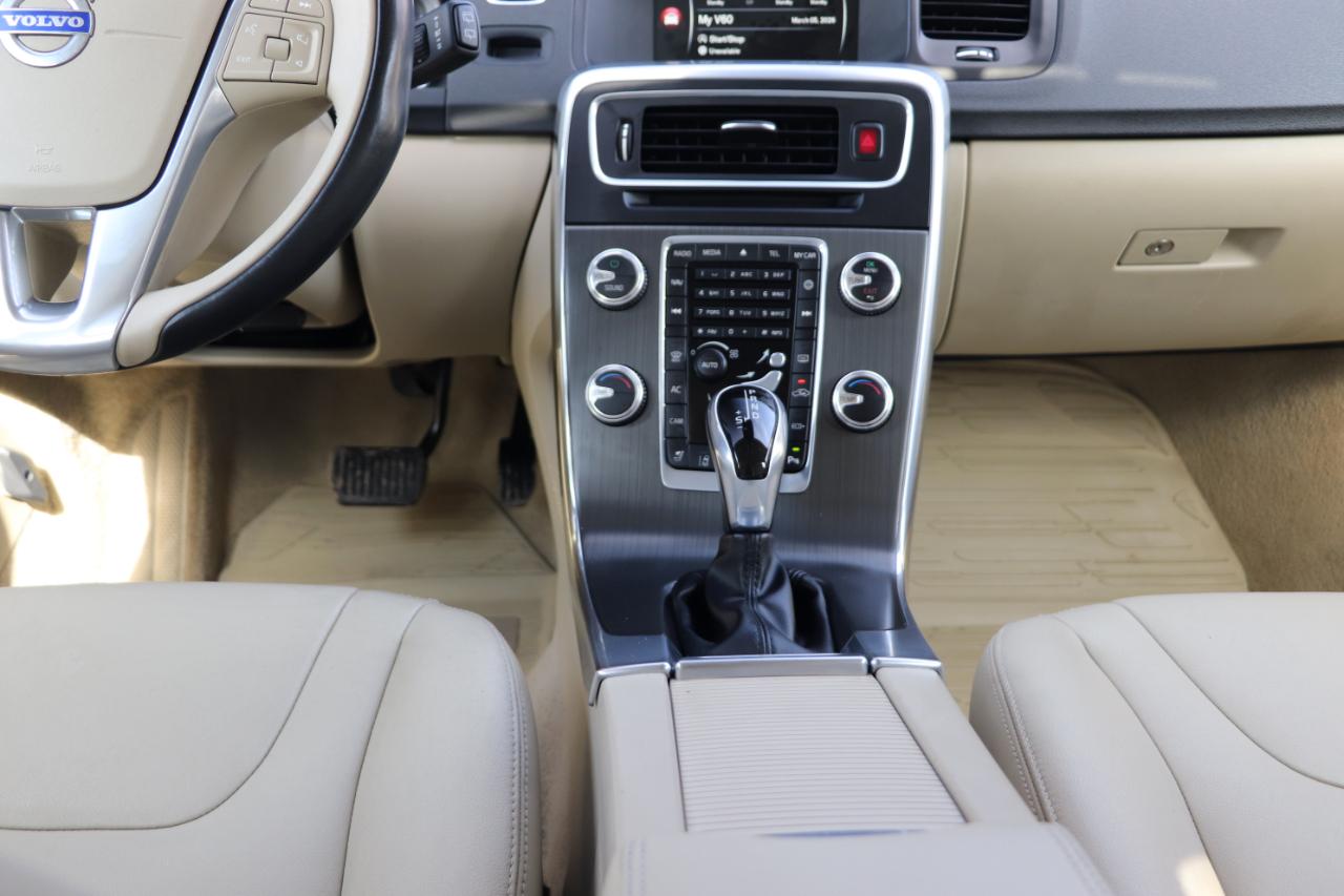Volvo V60 2015.5 4dr Wgn T5 Drive-E Platinum FWD 2015