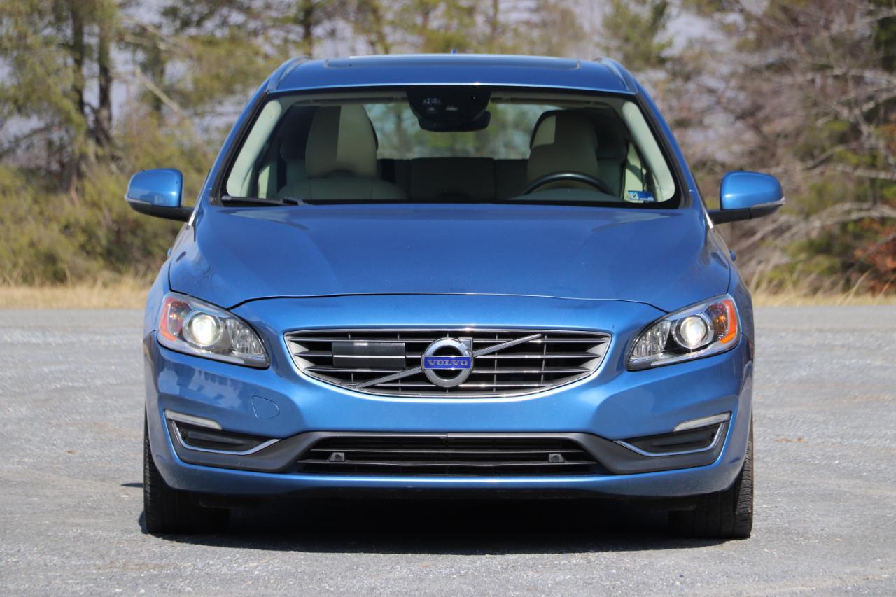 Volvo V60 2015.5 4dr Wgn T5 Drive-E Platinum FWD 2015