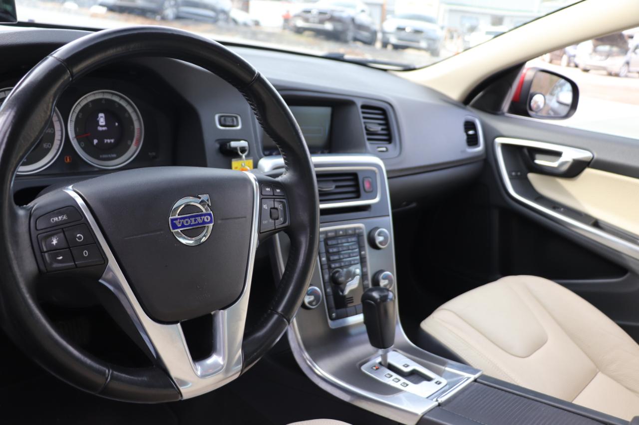 Volvo S60 AWD 4dr Sdn T6 2012