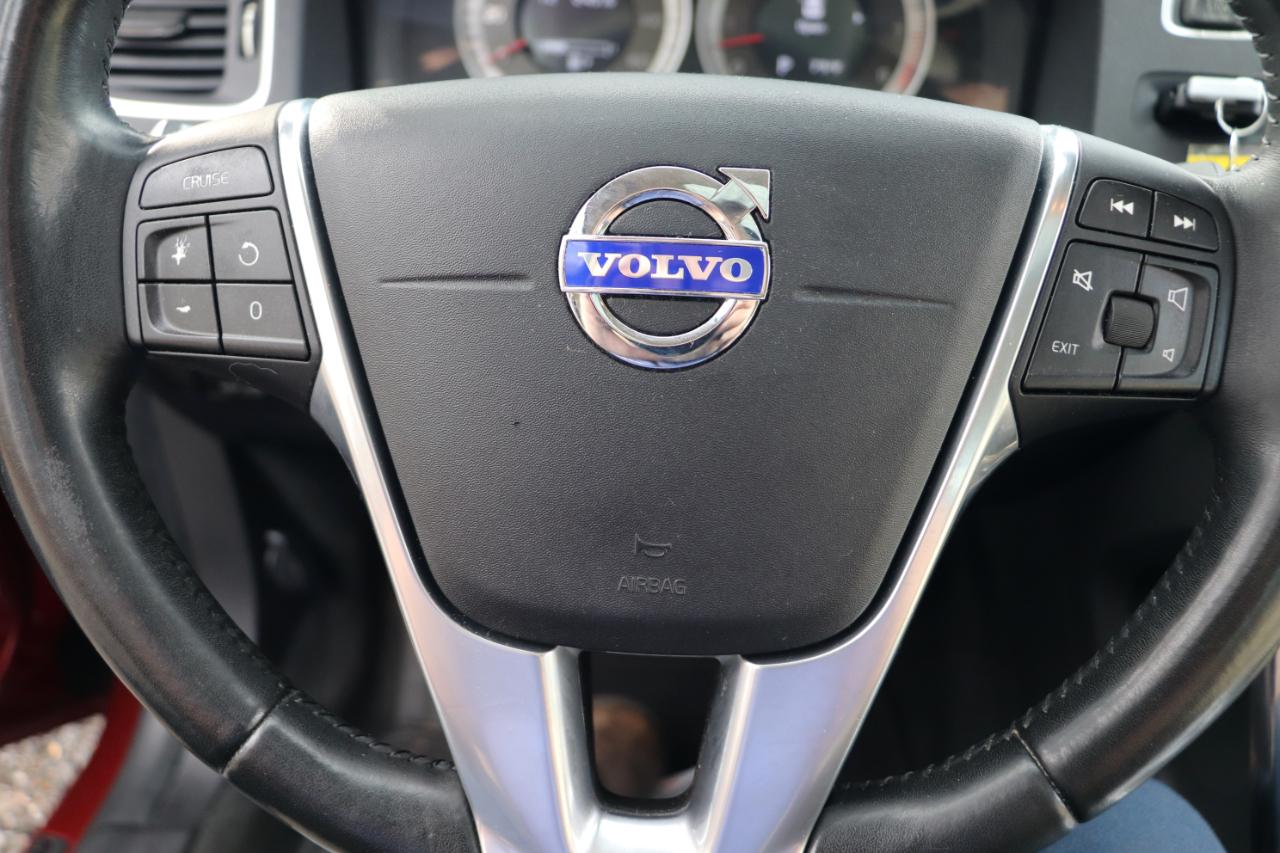 Volvo S60 AWD 4dr Sdn T6 2012