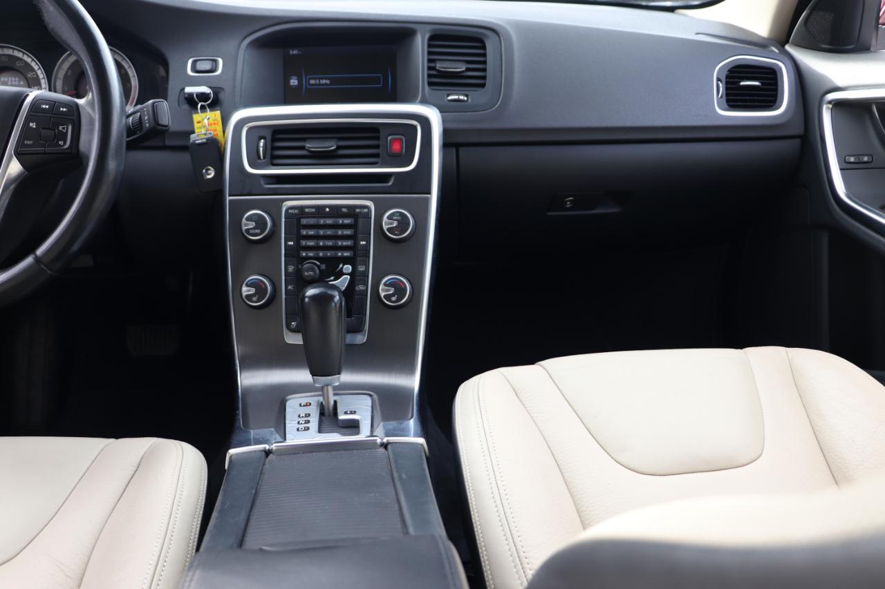 Volvo S60 AWD 4dr Sdn T6 2012