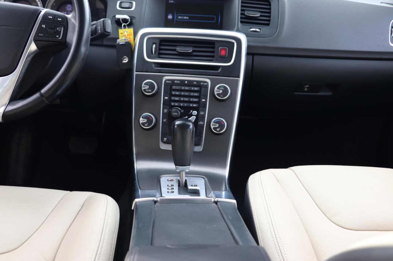 Volvo S60 AWD 4dr Sdn T6 2012