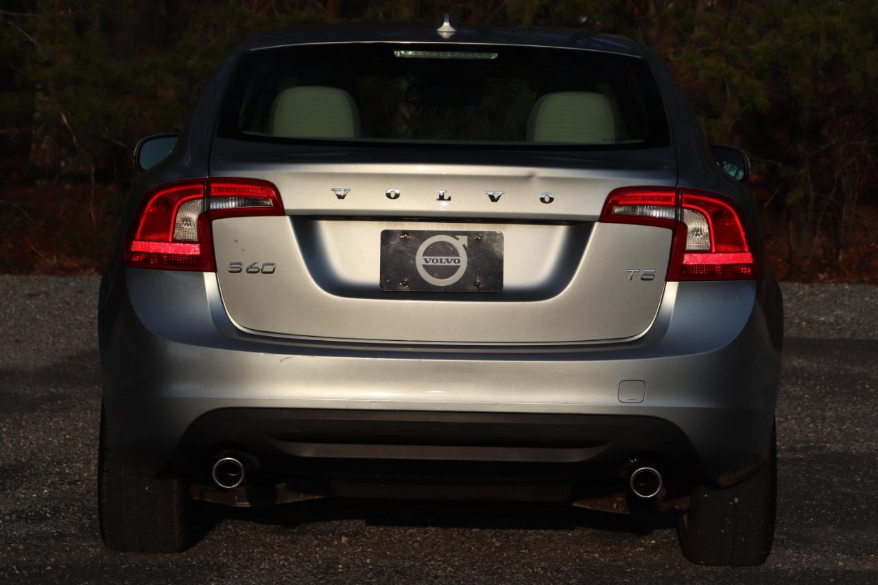 Volvo S60 4dr Sdn T5 Premier FWD 2013