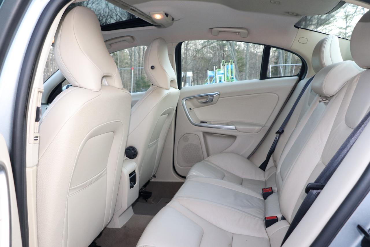 Volvo S60 4dr Sdn T5 Premier FWD 2013