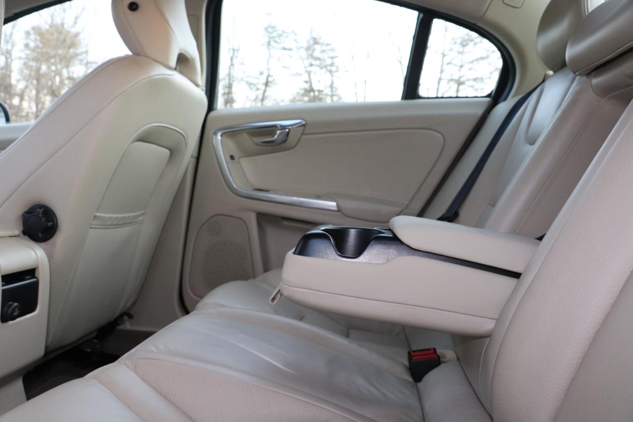 Volvo S60 4dr Sdn T5 Premier FWD 2013