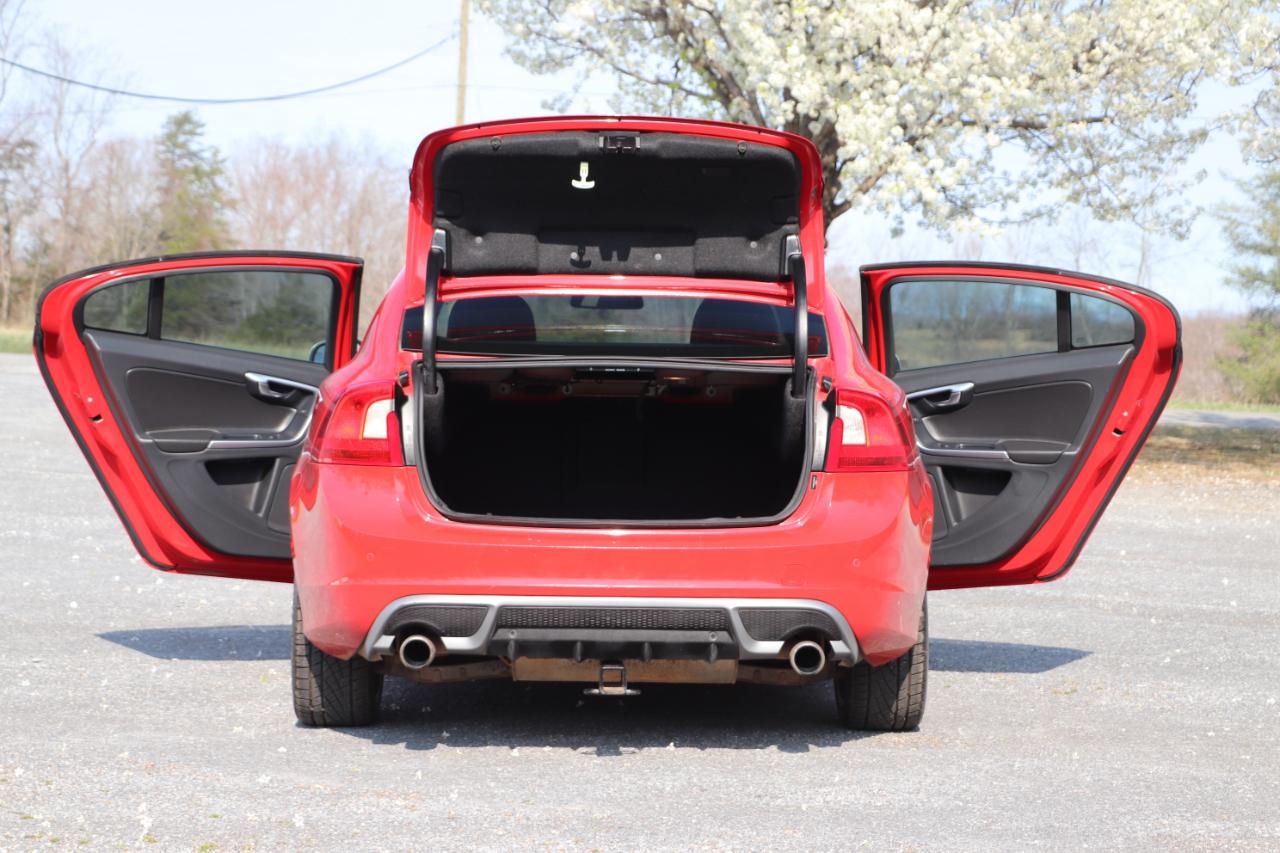 Volvo S60 4dr Sdn T6 R-Design AWD 2012