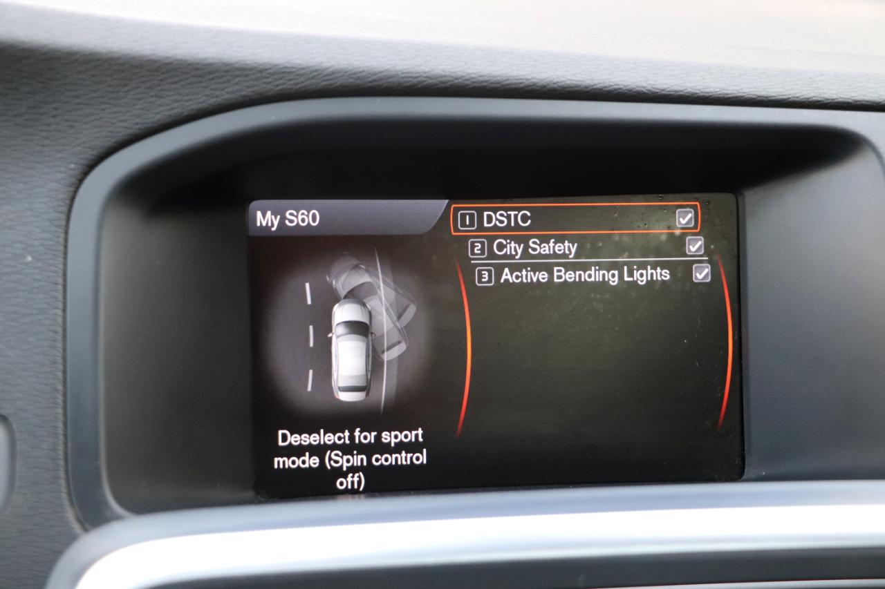 Volvo S60 4dr Sdn T6 R-Design AWD 2012