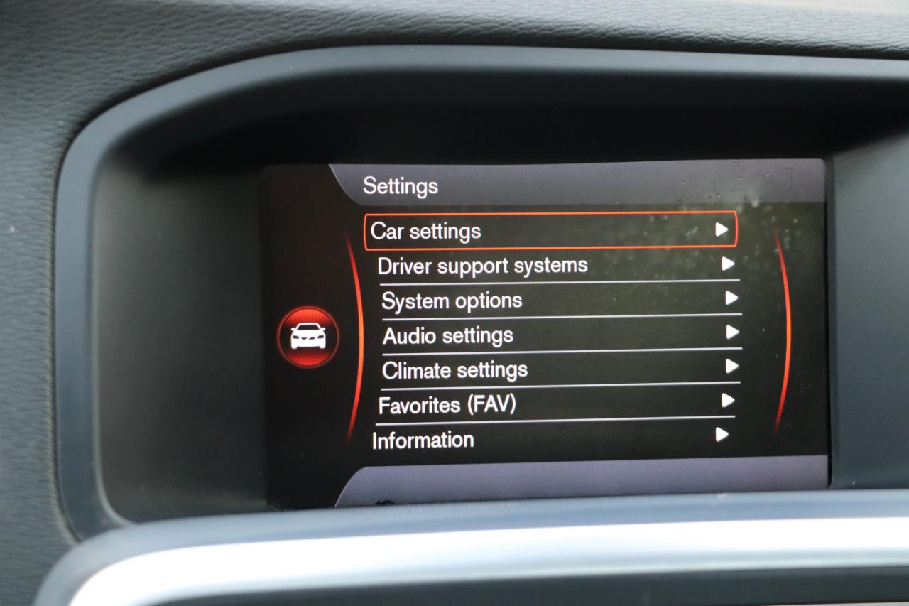 Volvo S60 4dr Sdn T6 R-Design AWD 2012