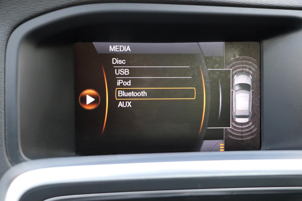 Volvo S60 4dr Sdn T6 R-Design AWD 2012