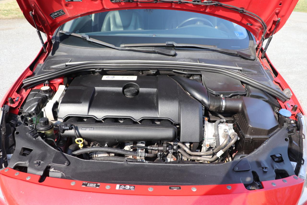 Volvo S60 4dr Sdn T6 R-Design AWD 2012