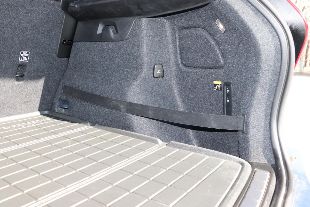 Volvo XC40 T5 AWD R-Design 2019