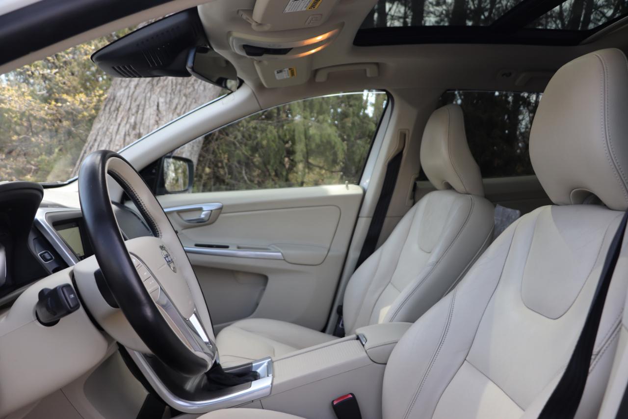 Volvo XC60 FWD 4dr T6 Drive-E Platinum 2016