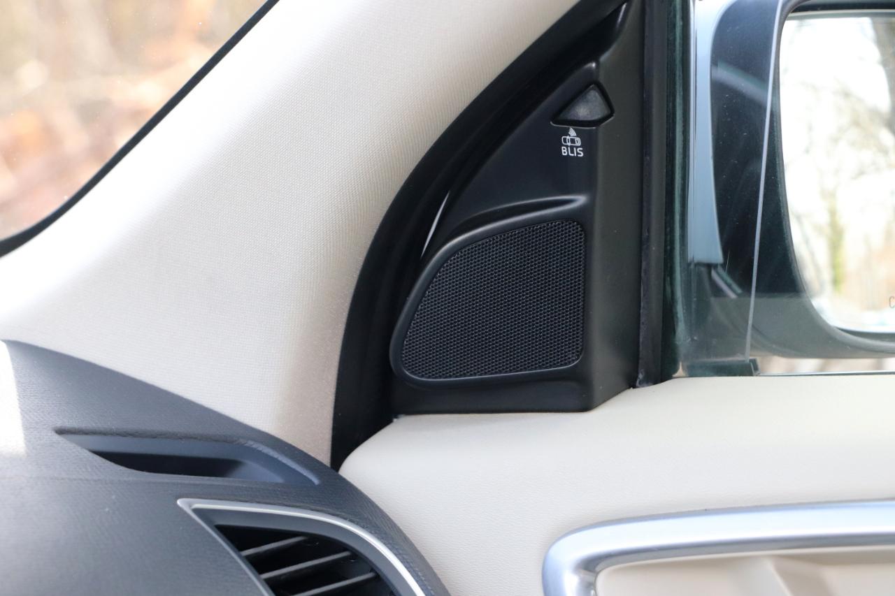 Volvo XC60 FWD 4dr T6 Drive-E Platinum 2016