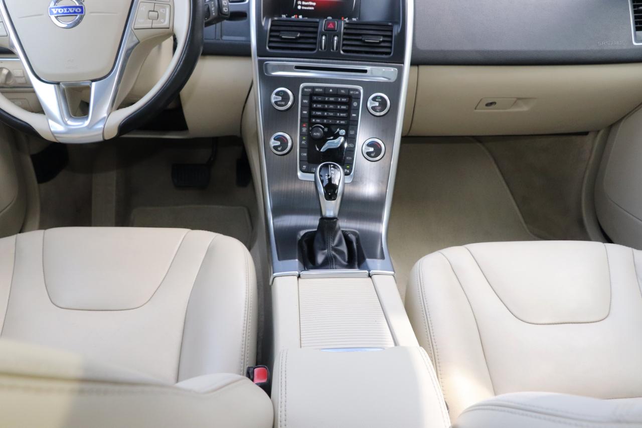 Volvo XC60 FWD 4dr T6 Drive-E Platinum 2016