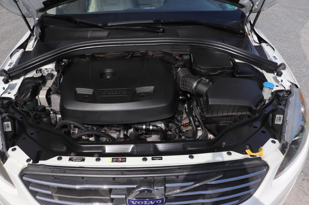 Volvo XC60 FWD 4dr T6 Drive-E Platinum 2016