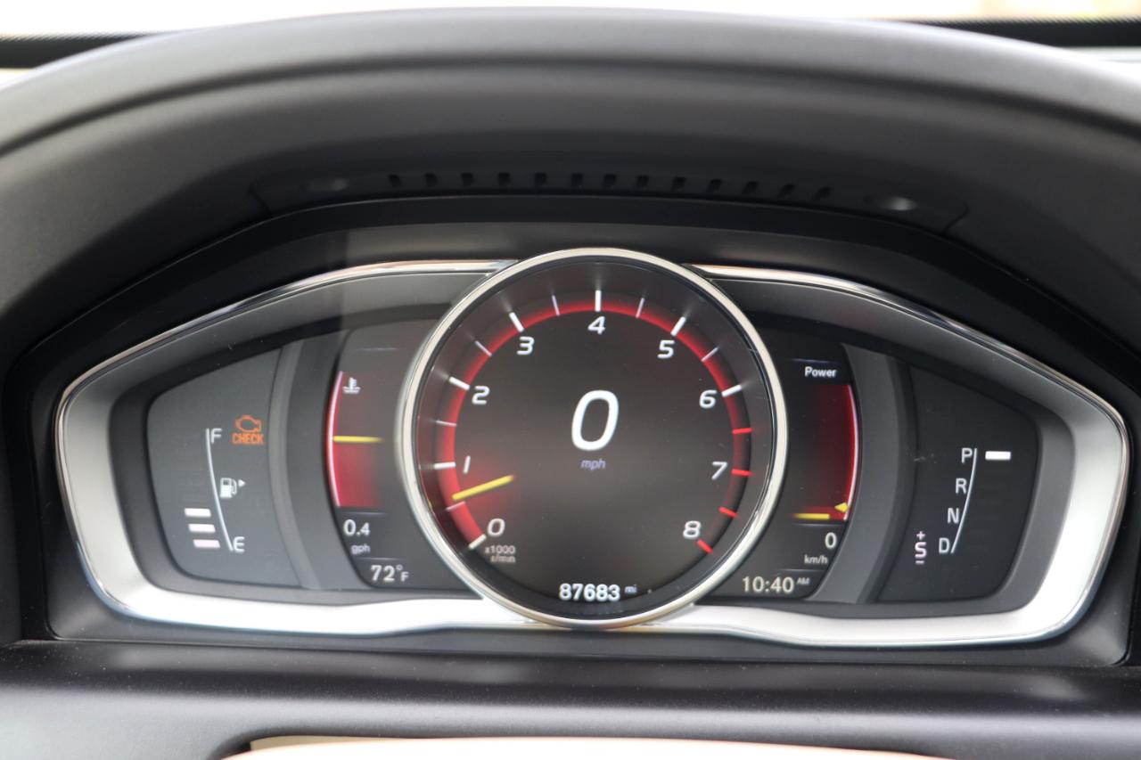 Volvo XC60 2015.5 AWD 4dr T5 2015