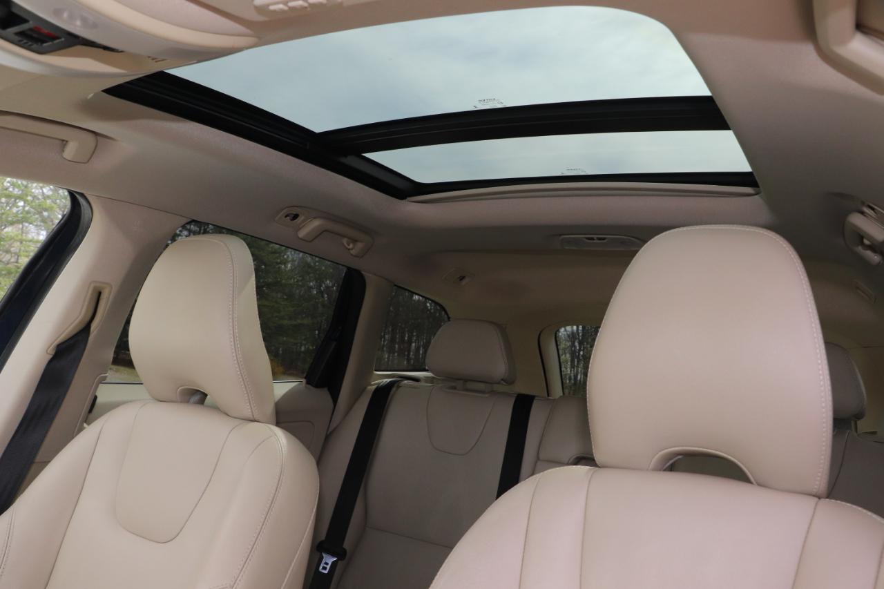 Volvo XC60 2015.5 AWD 4dr T5 2015