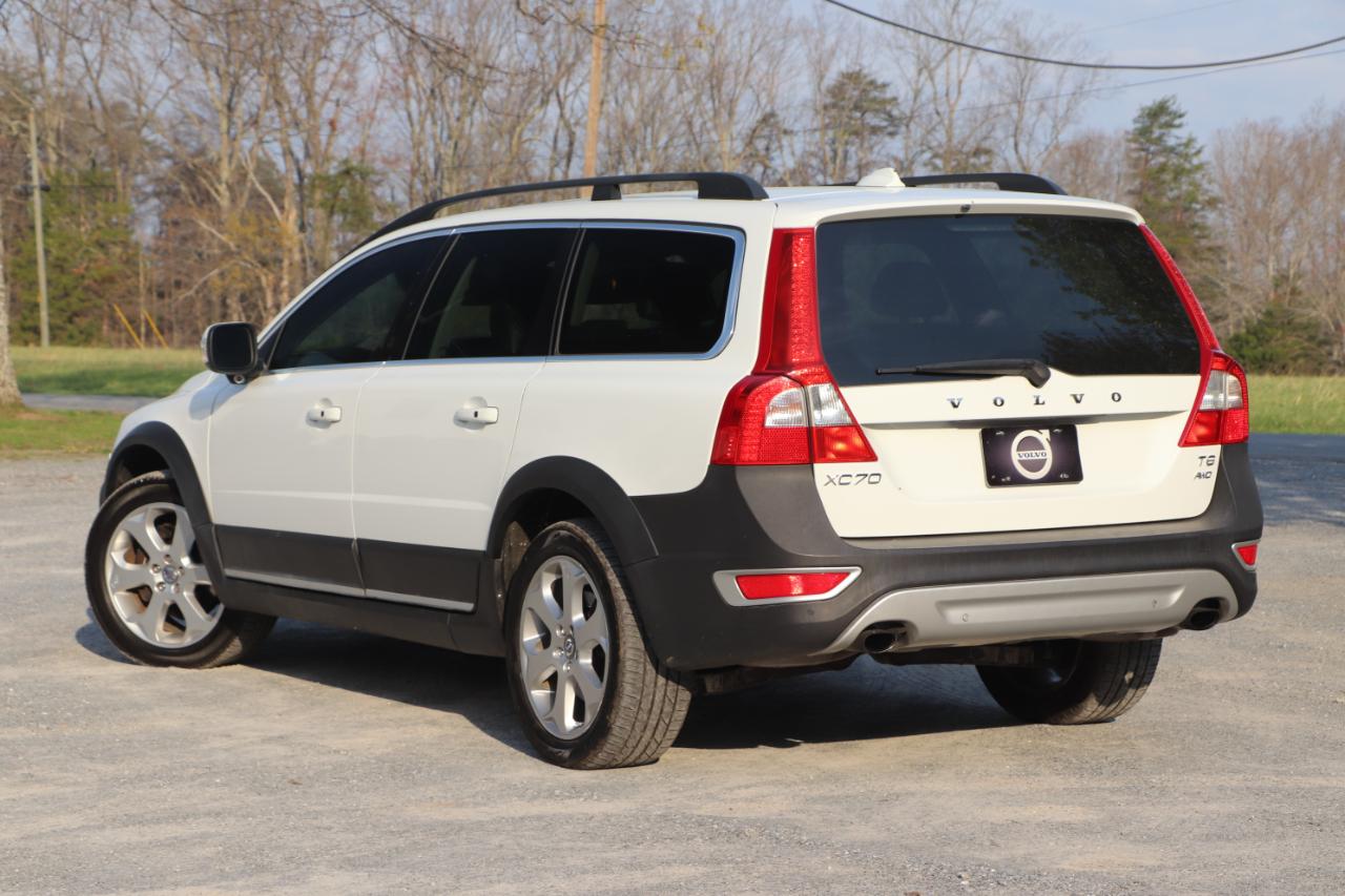 Volvo XC70  2012