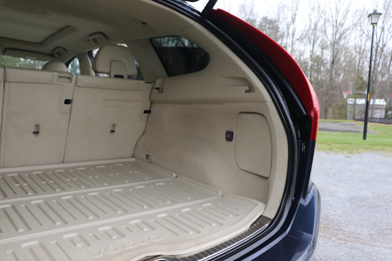 Volvo XC60 2015.5 AWD 4dr T6 Platinum 2015